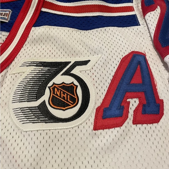 Authentic Vintage CCM New York Rangers Brian Leetch NHL 75th Anniversary Jersey - Picture 9 of 9